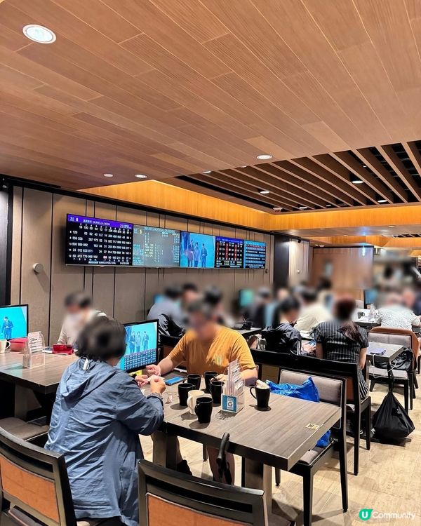 跑馬地夜馬🔥  露台歎美食睇賽事🤩