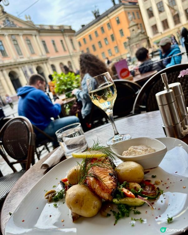 《回味無窮的斯德哥爾摩海鮮餐》 😋