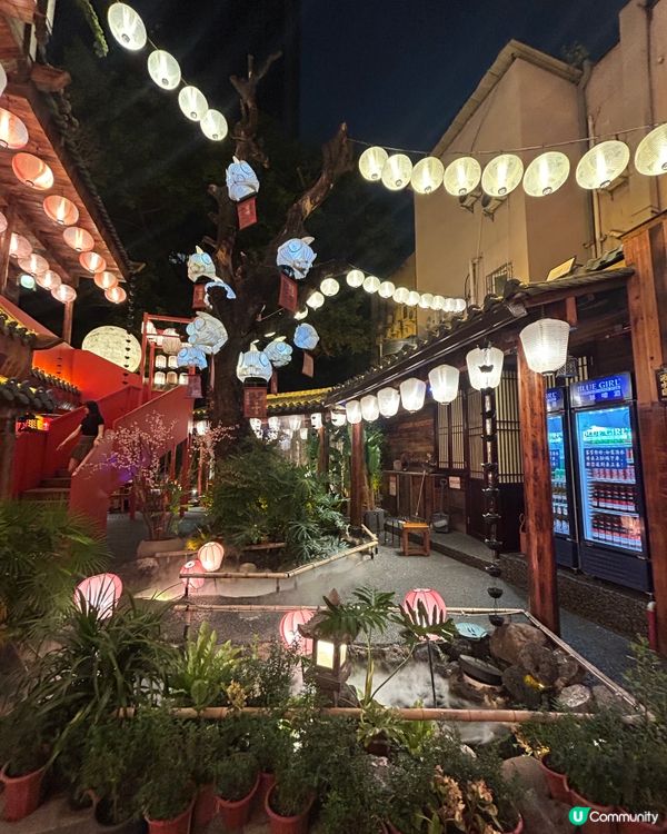 著住唐裝食深圳辣辣火鍋🍲🔥