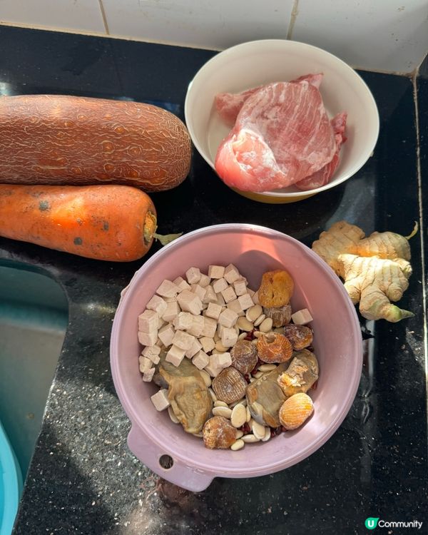 老黃瓜湯 🥒  清熱降火，滋陰潤燥！🔥