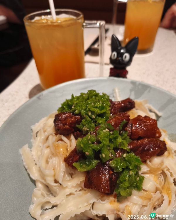 麻吉哩厚周日午餐好味道