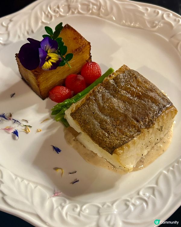 中環蘭桂坊必試🇫🇷 鋪滿曬個面既魚子蟹肉沙律盒