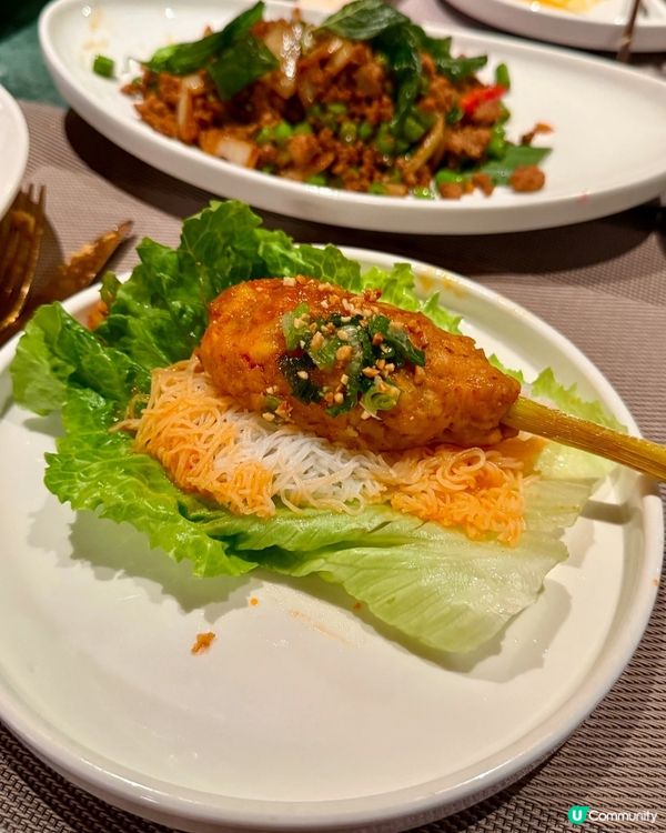 放假同朋友去尖東食越泰嘢😋