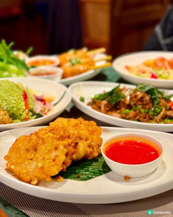 放假同朋友去尖東食越泰嘢😋