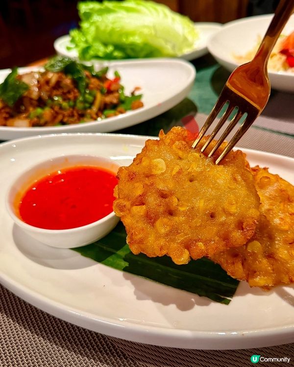 放假同朋友去尖東食越泰嘢😋