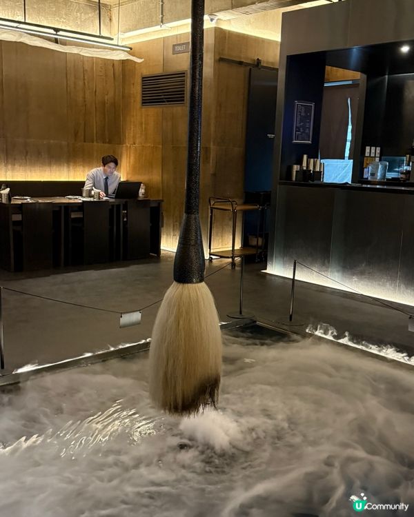 橋村筆房打卡熱點🔥高級版的橋村炸雞，首爾梨泰院必去！