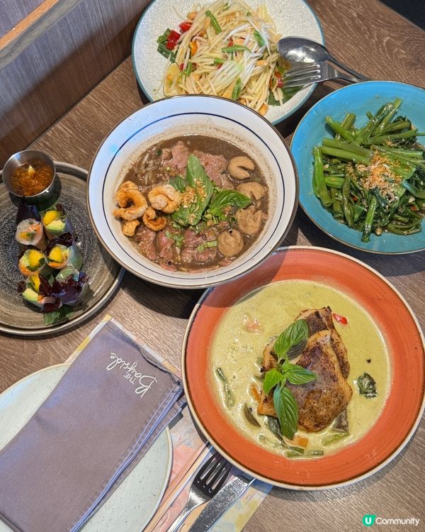 紅磡黃埔海景餐廳 🌅  
泰意 fusion 🍽️  食住靚