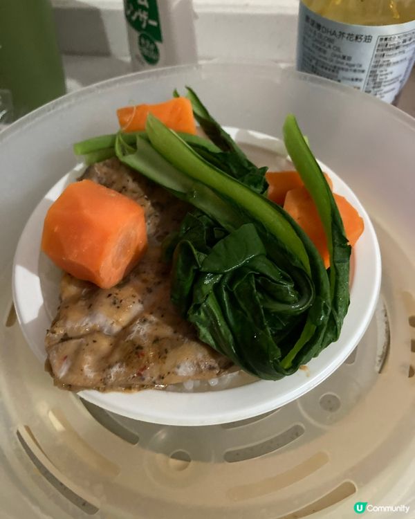 巴士遊走荃灣、龍翔道景色 即食飯、和奶茶的味道