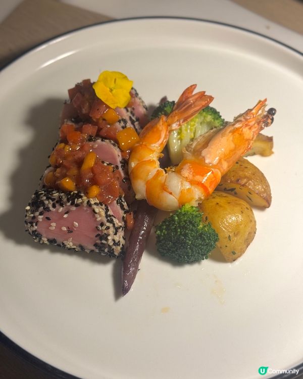 🌆維港美景配精緻菜餚