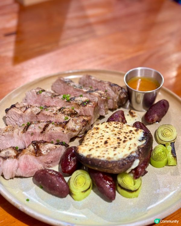 坑口超高質人氣西餐 必吃新鮮嫩青口