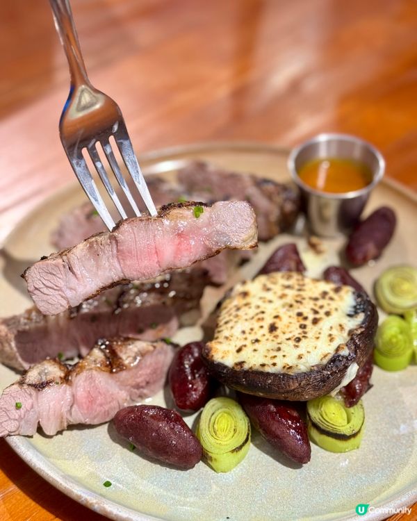 坑口超高質人氣西餐 必吃新鮮嫩青口