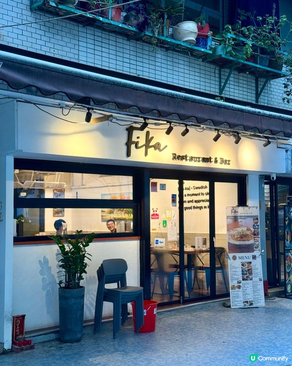 坑口超高質人氣西餐 必吃新鮮嫩青口