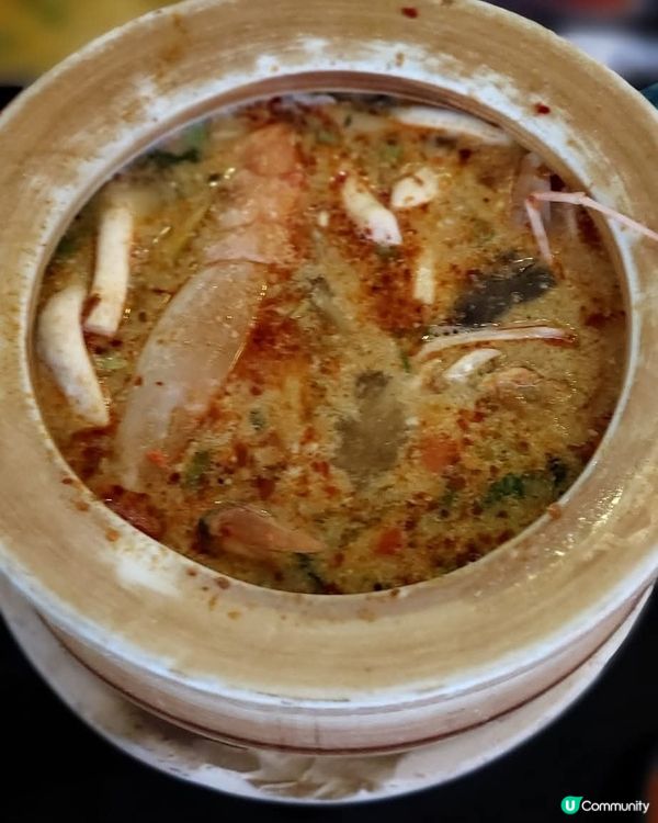 海鮮桶爆餡！🦐🦀🦑  
西貢必食！豪氣海鮮桶，成桶倒落