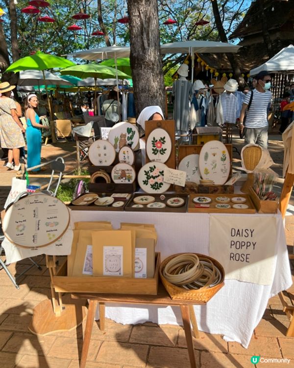 去清邁行市集是指定動作吧!