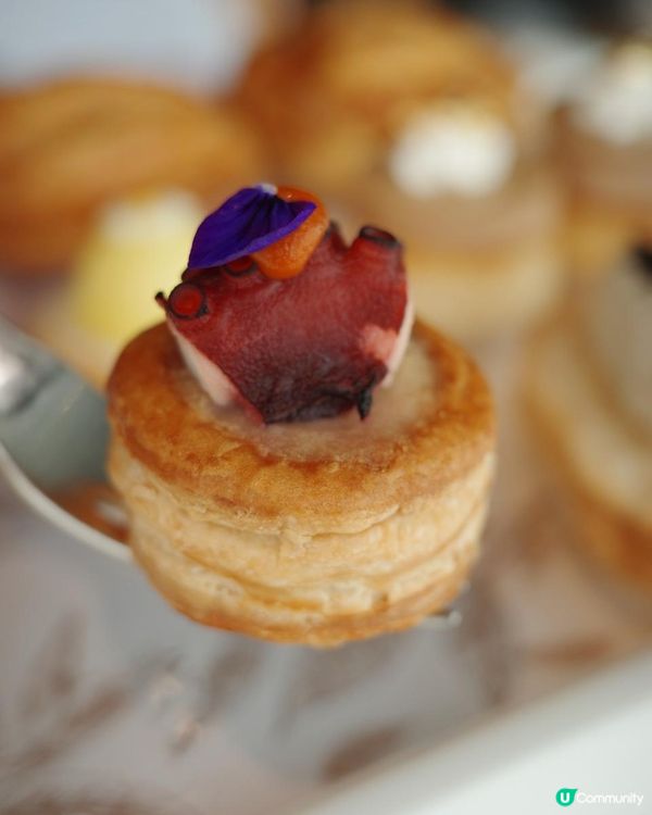 Afternoon tea🍓𝒞𝓊𝒸𝒾𝓃𝒶 與 