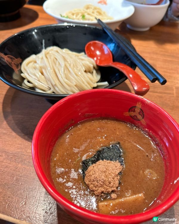 天氣悶熱 💕 食碗特濃沾麵