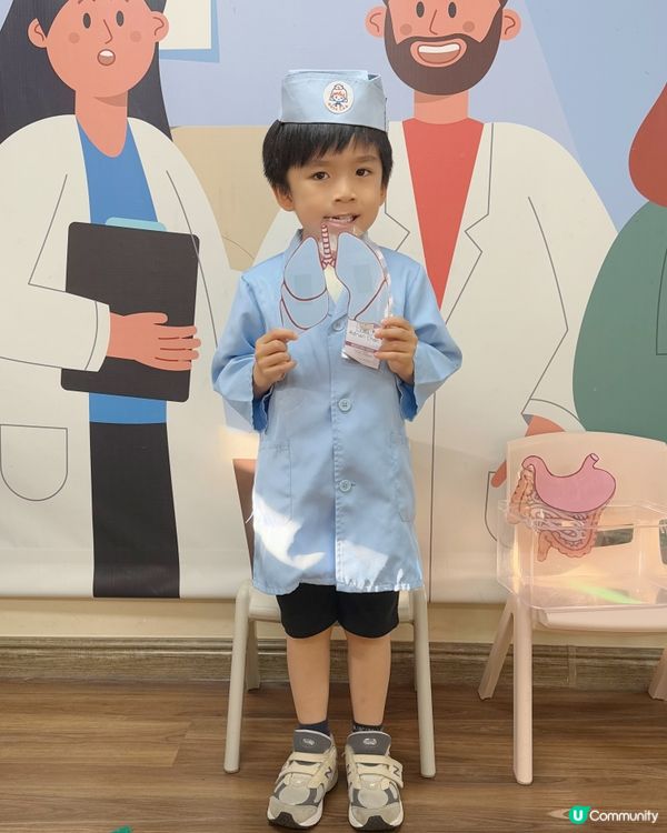 Adrian好鍾意role play醫生護士, 成日係屋企要...