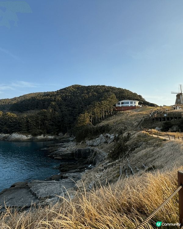 韓國釜山巨濟島之旅，其中去咗風之丘，呢個風車真係打卡好地點，...