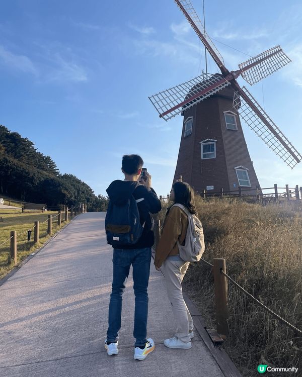 韓國釜山巨濟島之旅，其中去咗風之丘，呢個風車真係打卡好地點，...