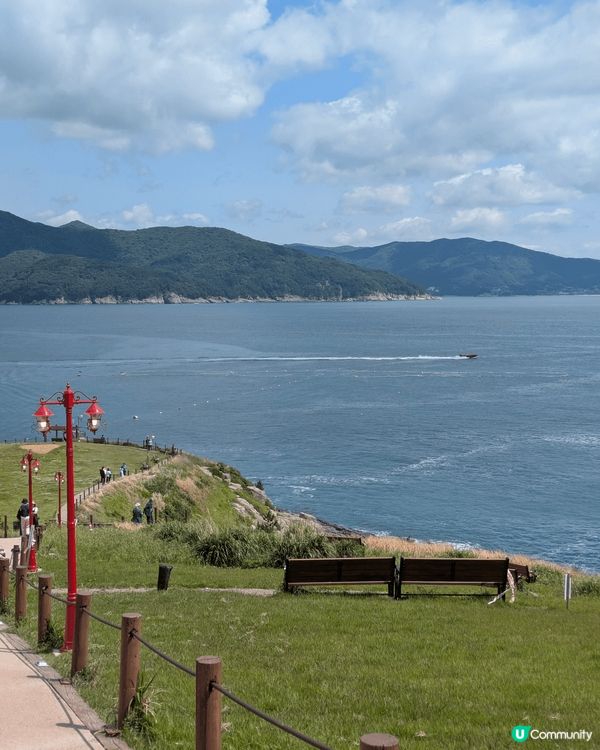 韓國巨濟島，不愧係稱為小濟洲島嘅地方，人唔多環境好清幽，四圍...