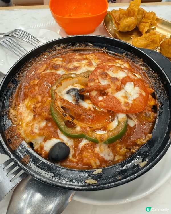 端午節假日去咗澳門兩日一夜，特登去咗網上介紹嘅茶餐廳，品嚐一...