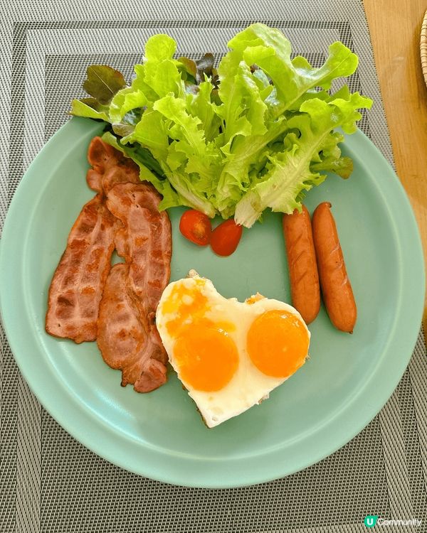 華欣一望無際pool villa，一早仲有管家準備好早餐.呢...