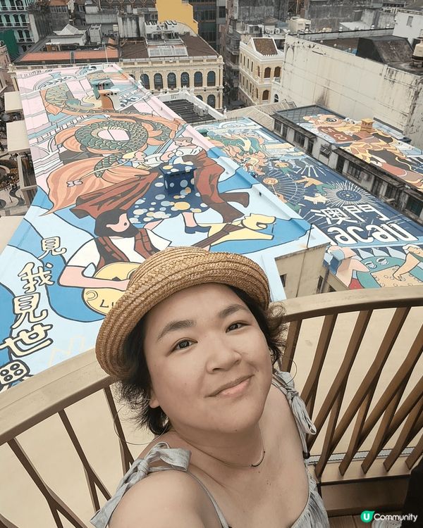 澳門最新天台壁畫打卡點M8商場，鄰近議事亭前地，B1至3樓係...