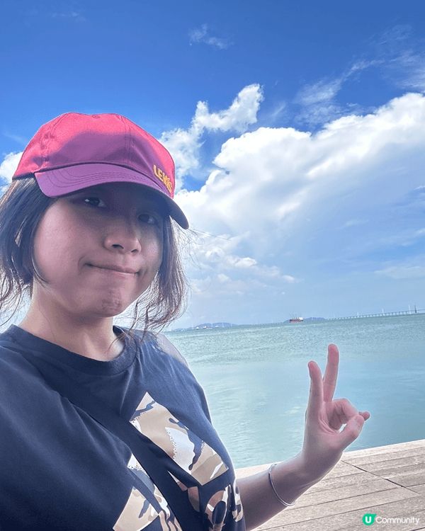 馬來西亞濱城，文青嘢居多，唔啱買野，但適合安安靜靜欣賞風景，...