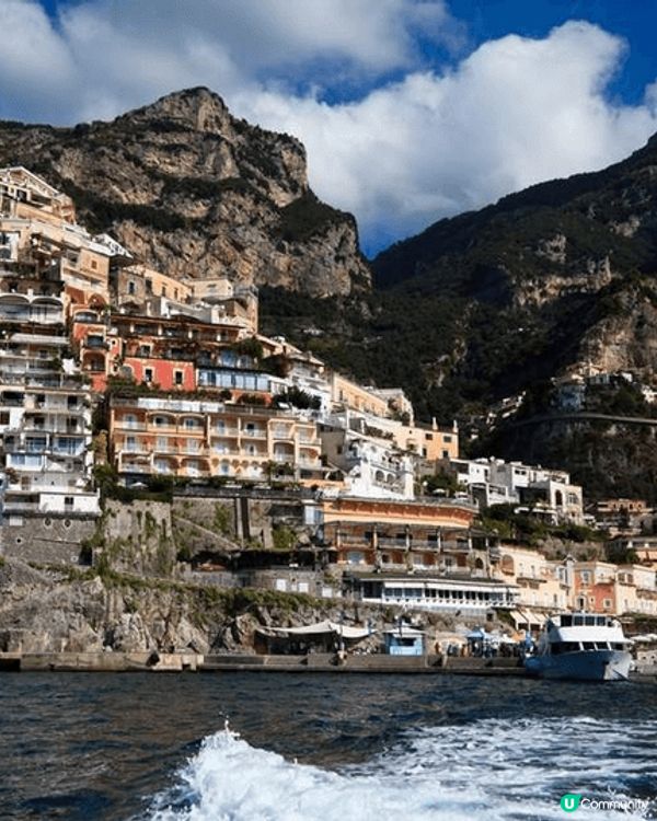 意大利波西塔諾，擁有渾然天成的360度無死角美景，無論點影都...