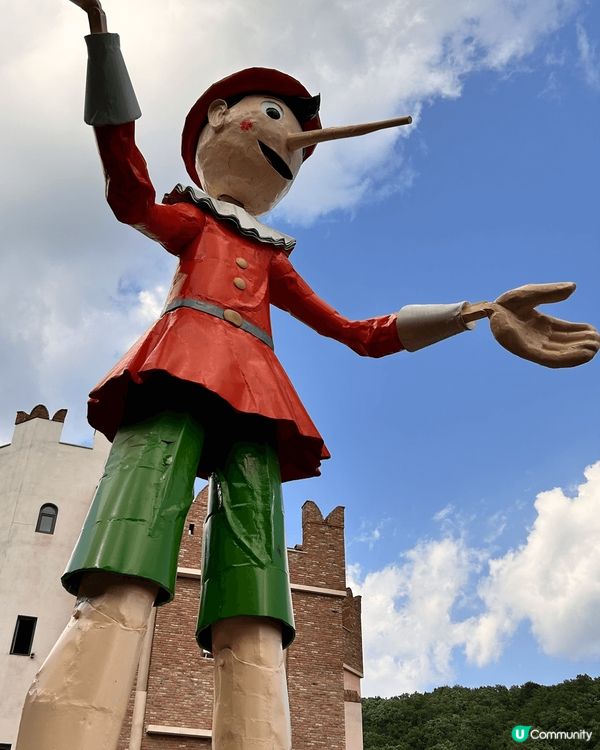 小法國村到處都充滿色彩