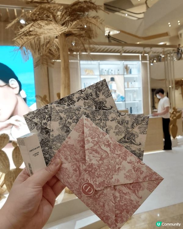 Dior夏日奢華美學！金鐘太古廣場見！☀️💄🌊