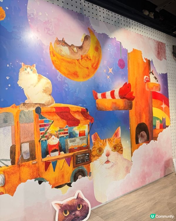 黑白型格Cafe！開心果意粉超正🤤！