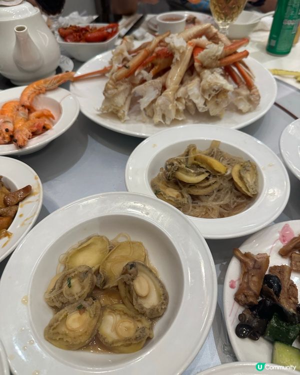 蠔飲鮑食飽，蟹腳放題！