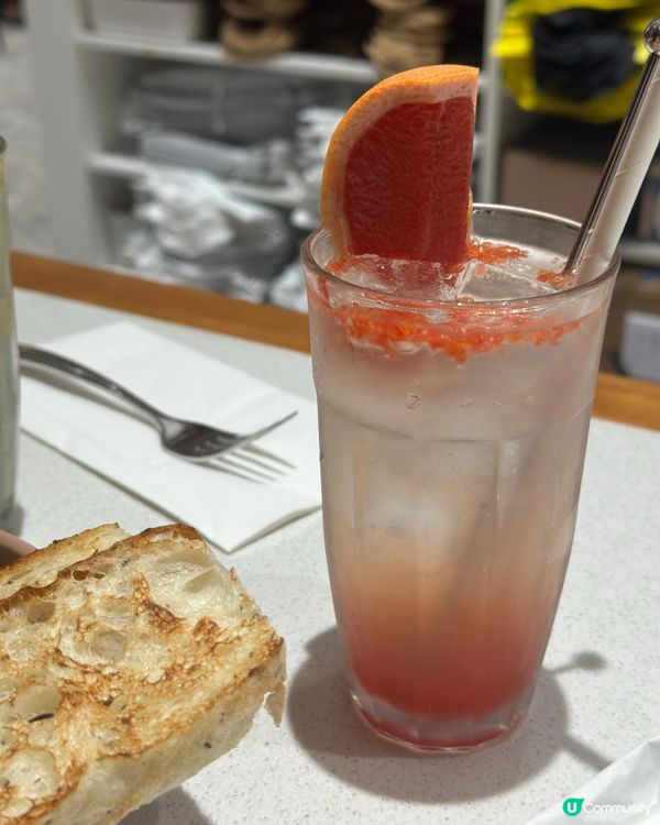 原來屋企樓下就係寶😃