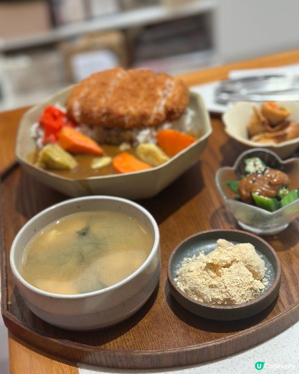 原來屋企樓下就係寶😃