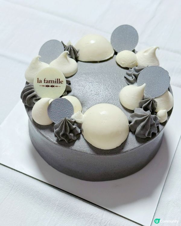 父親節蛋糕🎂黑芝麻豆乳芝士😋 老公勁like👨‍