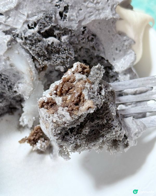 父親節蛋糕🎂黑芝麻豆乳芝士😋 老公勁like👨‍