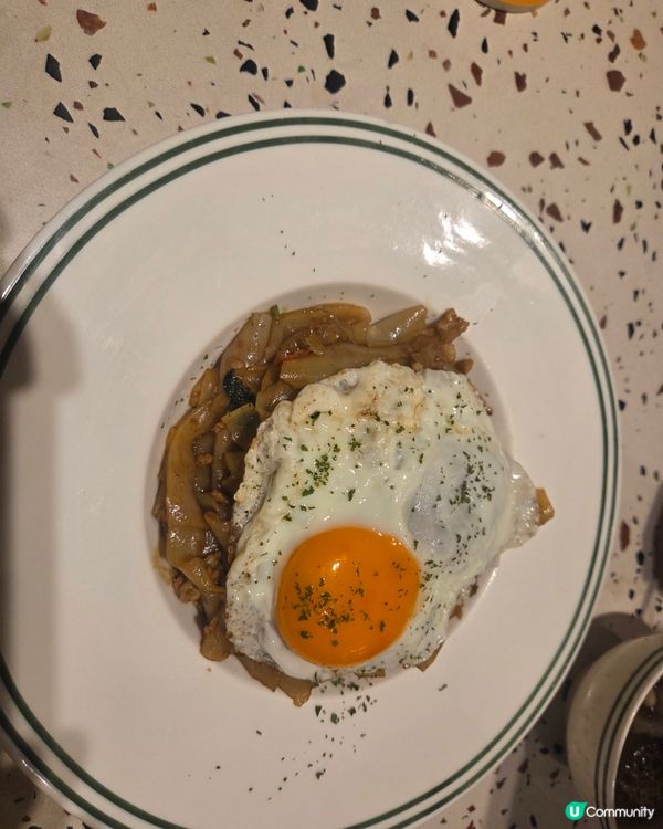 1. 旺角茶記打卡📸！老二花廳勁特別😋！ #懷舊 #創新