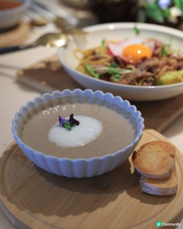 置身於花花世界中的午餐💕🍽️ 銅鑼灣花廚 