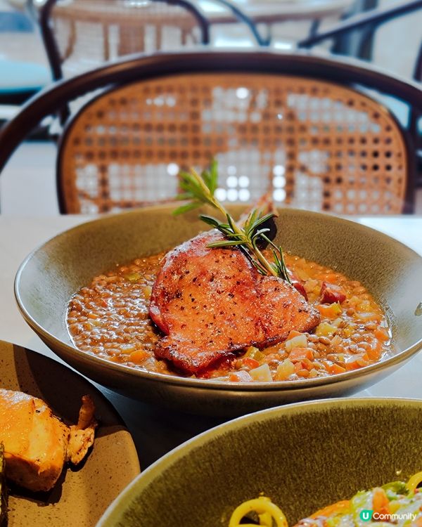 將軍澳靚景法式餐廳