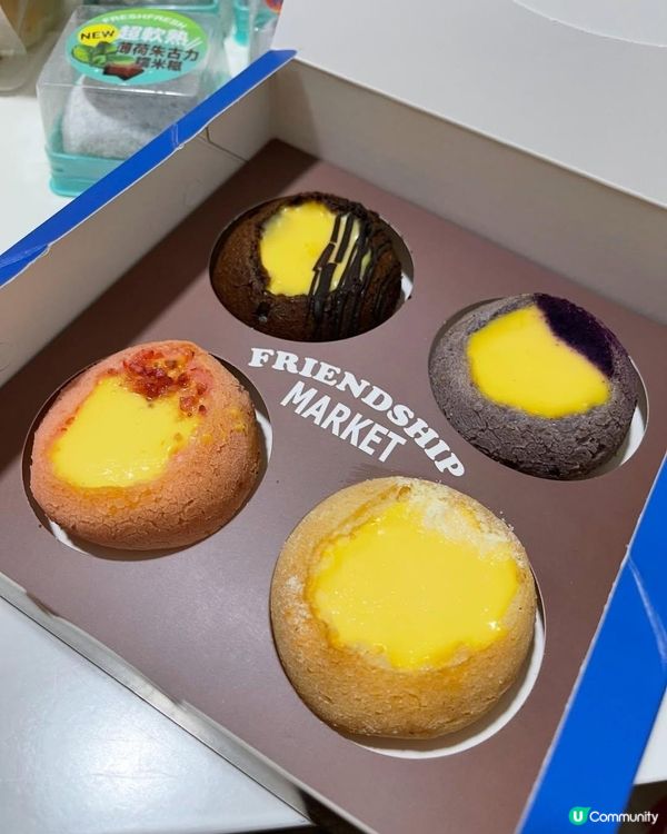 經過麵包店，勁多人排隊！😋🍞