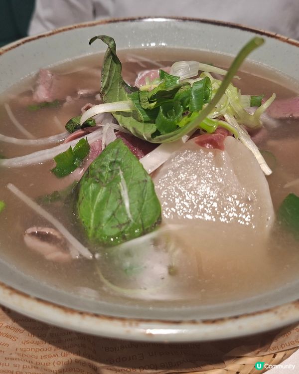 越式車頭試食😋 生牛肉湯河正🍜 雞翼都OK🤣