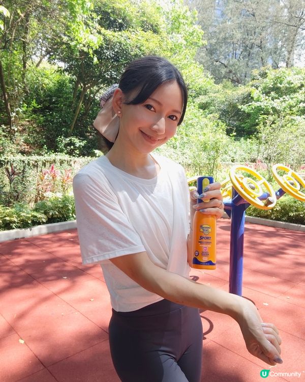 陽光猛烈☀️！香蕉船360防曬噴霧，運動必備！🏃‍♀️