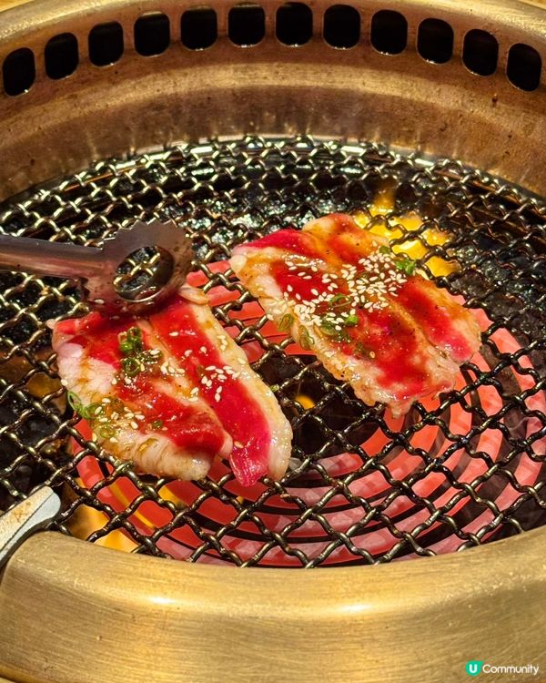 1.  深圳東京燒肉🇯🇵！半米長肉肉🤤！打卡必去！🔥