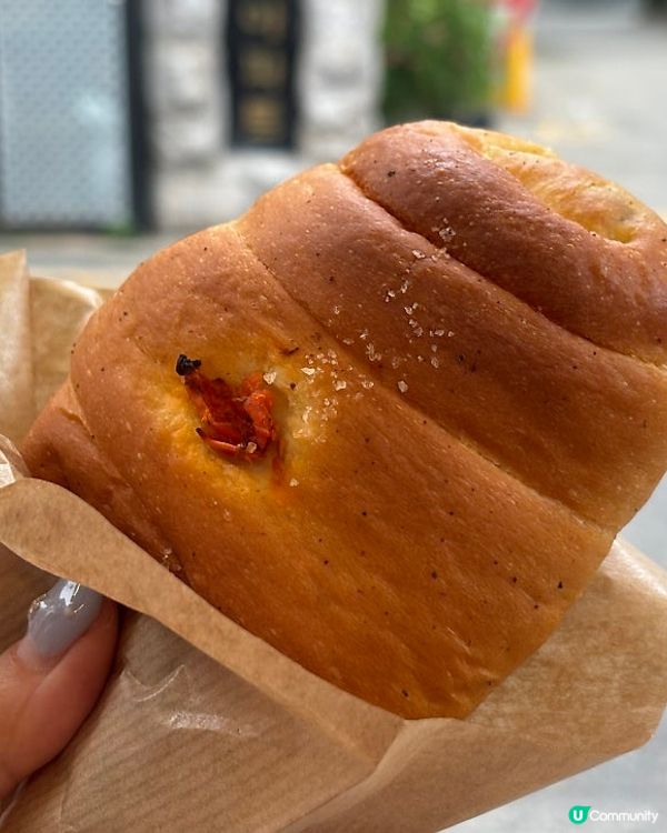🇰🇷延南洞新開鹽麵包小店🍞｜솔트빵｜鹹香牛油香+奶茶限定組合🫶