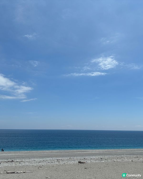 花蓮黑金藍白遊🌊！七星潭曼波海灘📸！