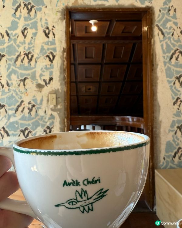 首爾延南洞Avek Cheri咖啡廳🥐 蜜瓜鹽麵包伏咗？🤔