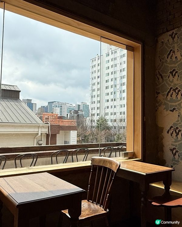 首爾延南洞Avek Cheri咖啡廳🥐 蜜瓜鹽麵包伏咗？🤔