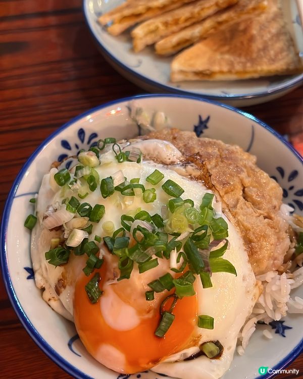旺角兩草神組合！肉骨茶撈飯＋太陽蛋，良心小店請多支持😍