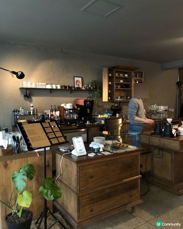 🇰🇷仁川・延壽洞咖啡店推薦☕溫暖木系風格＋手沖質感咖啡廳